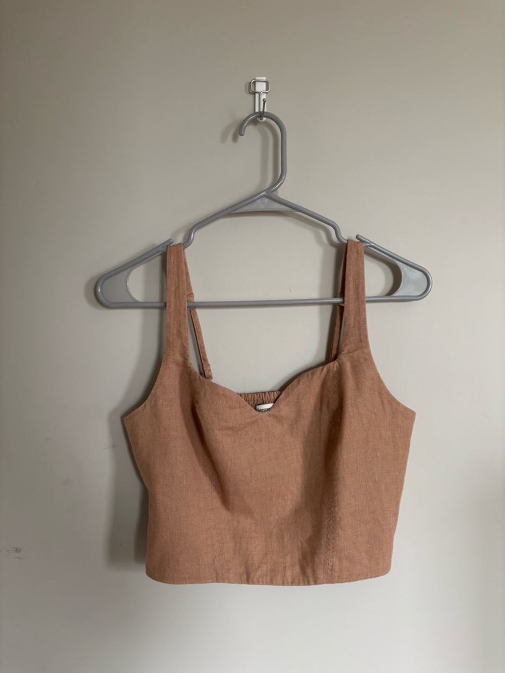 Abercrombie Sweetheart Neck Cropped Tank Top